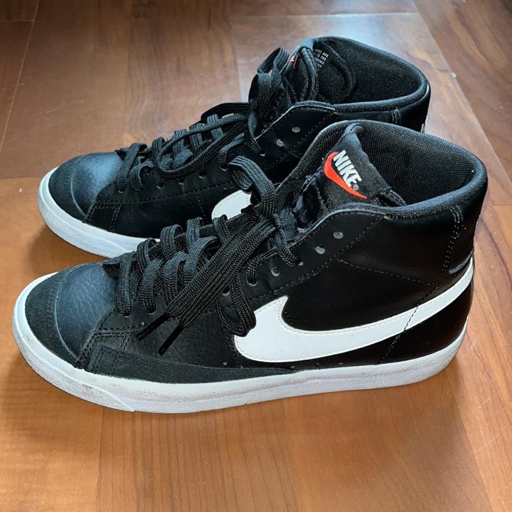 Nike Blazer Mid '77